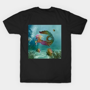 Wonderful seahorse and fantasy fish in the deep ocean T-Shirt